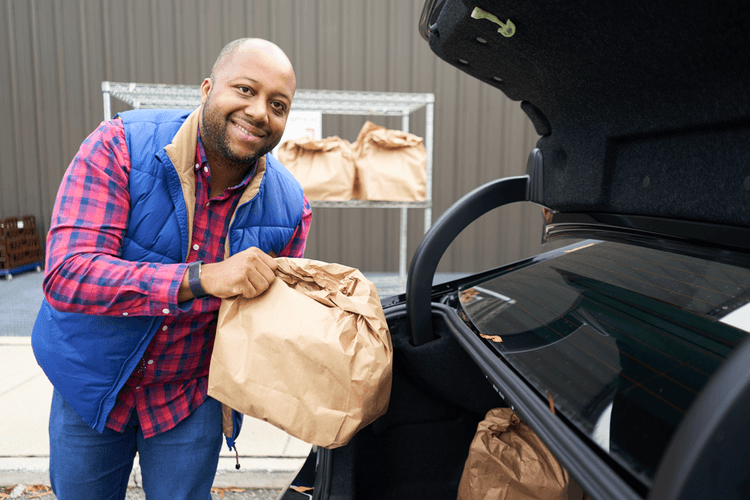 A national coalition of nonprofit organizations that provide medically tailored meals (MTMs) and groceries (MTGs), medical nutrition therapy and nutrition counseling and education to people in communities across the country living with severe and chronic illnesses.